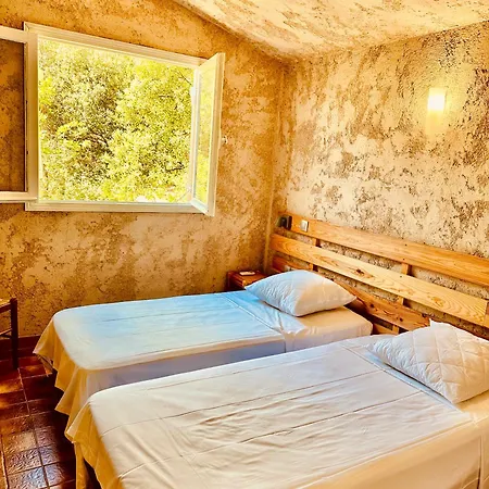 Resort U Latonu - Palombaggia Porto-Vecchio (Corsica)
